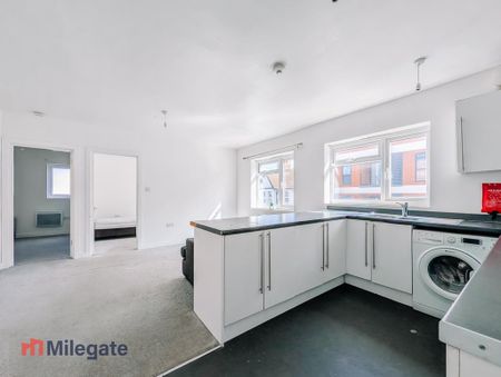 2 bedroom flat to rent - Photo 4