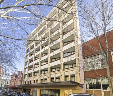Well Maintained One Bedroom Apartment moments to Central Station - Photo 5