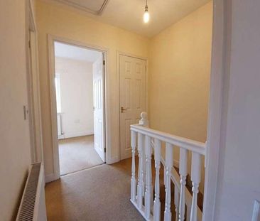 Fairfield Hill, Stowmarket, IP14 - Photo 2