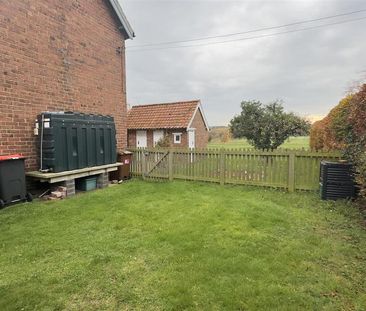 3 bedroom detached house to rent - Photo 5