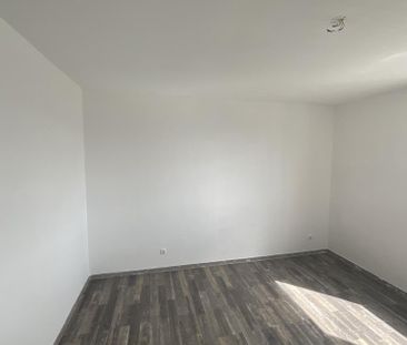 *AB SOFORT* große 4 Zimmer Wohnung mit Balkon - Foto 5