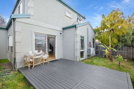 2/40 Frome Avenue Frankston VIC - Photo 3