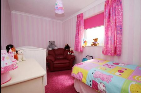 5 bedroom detached house to rent - Photo 5