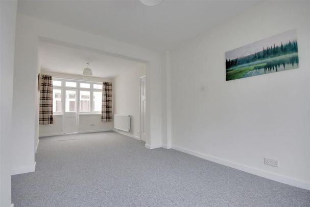 3 bedroom detached house to rent - Photo 1