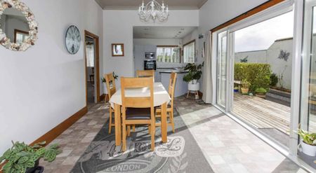 Great home in a great location - Photo 3