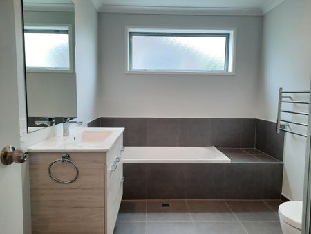 Great location! - Photo 3