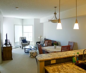 1 Bed Top Floor Condo For Rent In Royal Oak - Photo 2