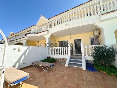 Alquiler de casa o chalet en Doña Pepa - Photo 2