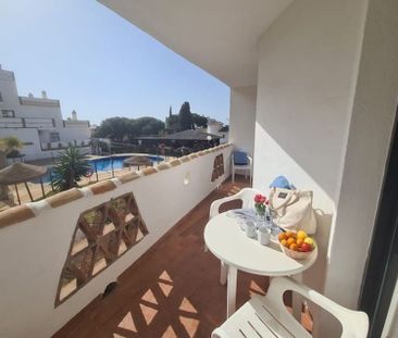 Alquiler de piso en Calle almendralejo - Photo 2