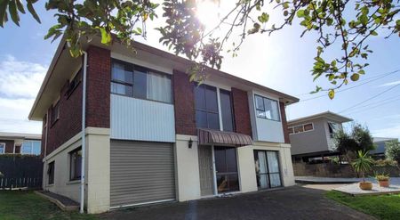 4 bedrooms home opposite the Westlake school !!! - Photo 5