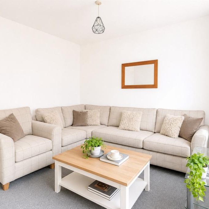 4 bedroom house to rent - Photo 1