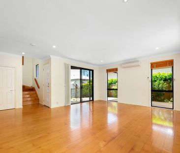 Spacious & Private Family Home in Prime Kelvin Grove Location - Photo 1