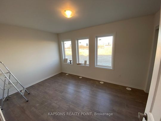 For Lease - 251 Danzatore Path Unit# 23, Oshawa, Ontario - Photo 1