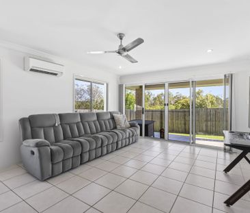 Modern, Low-Maintenance Living in a Prime Coomera Location - Photo 5