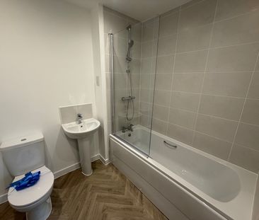 CORNMILL DRIVE, SOMERCOTES - Photo 6