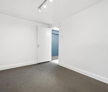 2 bedroom terraced house to rent - Photo 6