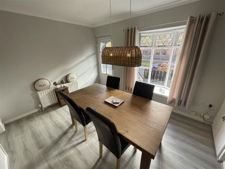 23 Springfield Drive, - Photo 4