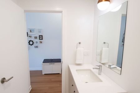 For Lease - 405 Dundas Street Unit# 107, Oakville, Ontario - Photo 3