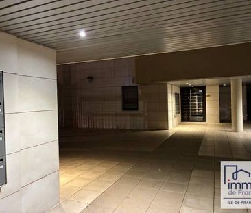 Location appartement studio 1 pièce 29 m² à Rueil-Malmaison (92500)... - Photo 2