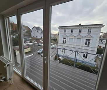 Modern sanierte und unkonventionell gestaltete 2-Raumwohnung mit Ba... - Photo 6