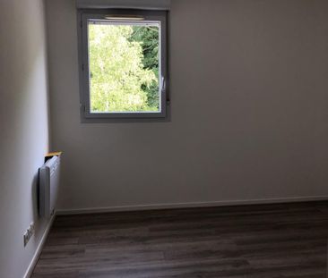 Location Appartement 2 pièces 45m² LA FERTE GAUCHER 77320 - Photo 2