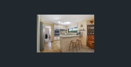 Family Friendly Home - Photo 4