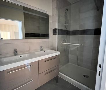 Location Appartement 4 pièces 83m² LIMOGES 87000 - Photo 3