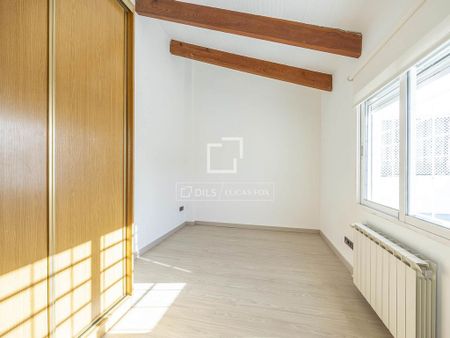 2 bedroom luxury penthouse for rent in Valencia, Spain - Photo 5