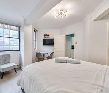 Studio to rent - Photo 3
