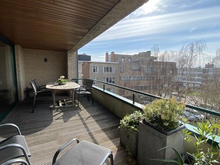 Zeer ruim en charmant appartement nabij het centrum van Herentals - Foto 3