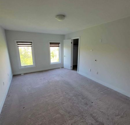 For Lease - 1048 Beach Comber Road, Mississauga, Ontario - Photo 3