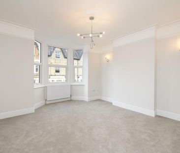 4 bedroom terraced house to rent - Photo 1