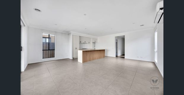 Modern Comfort & Low-Maintenance Living in Peaceful Mount Cottrell!! - Photo 1