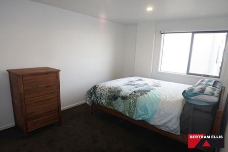 One Bedroom plus Study Apartment - Photo 5