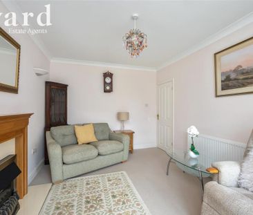 3 bedroom semi-detached bungalow to rent - Photo 1