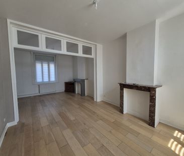 Location Maison 4 pièces 112m² LENS 62300 - Photo 2