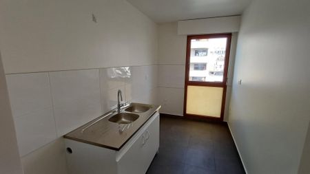 location Appartement T2 DE 50.2m² À PARIS - Photo 2