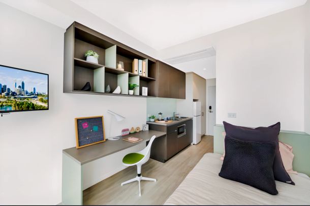 Signature Studio Apartment – Views- double bed - Photo 1