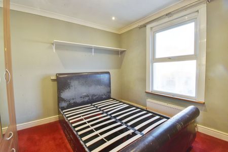 2 bedroom house to rent - Photo 2