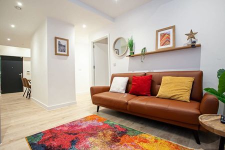 School Street - Photo 3