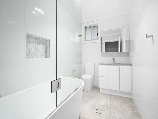 Fresh & Modern - Photo 1