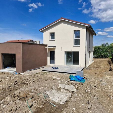 Location Maison 5 pièces 105m² BOURGOIN JALLIEU 38300 - Photo 3