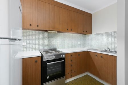 Close to EVERYTHING - Photo 2