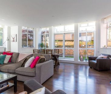 2 bedroom flat to rent - Photo 1
