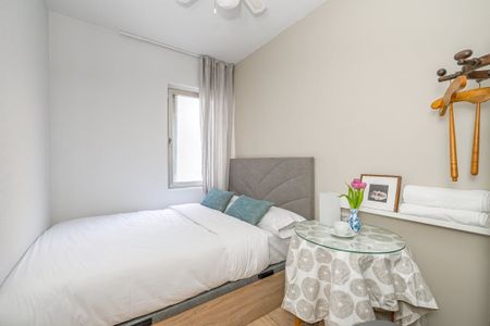 Avenida del Manzanares, Madrid, Community of Madrid 28011 - Photo 4