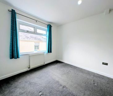 3 bedroom detached house to rent - Photo 5