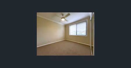 Well Presented Two Bedroom Townhouse! - Photo 2