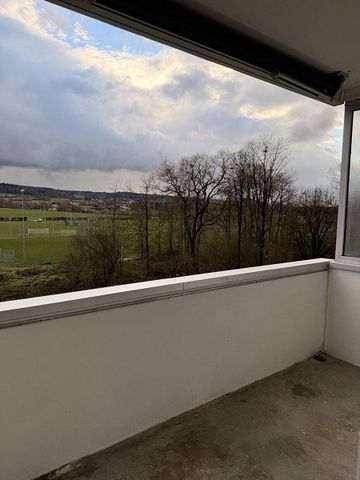 Moderne 3.5-Zimmer-Wohnung an zentraler Lage mit Balkon - Photo 3