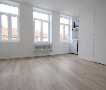 Location Appartement 2 pièces 26m² LILLE 59260 - Photo 2
