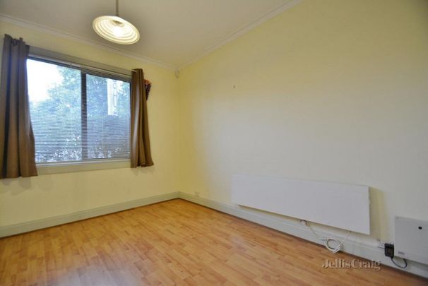 1/1 Owen Street, Carlton - Photo 1